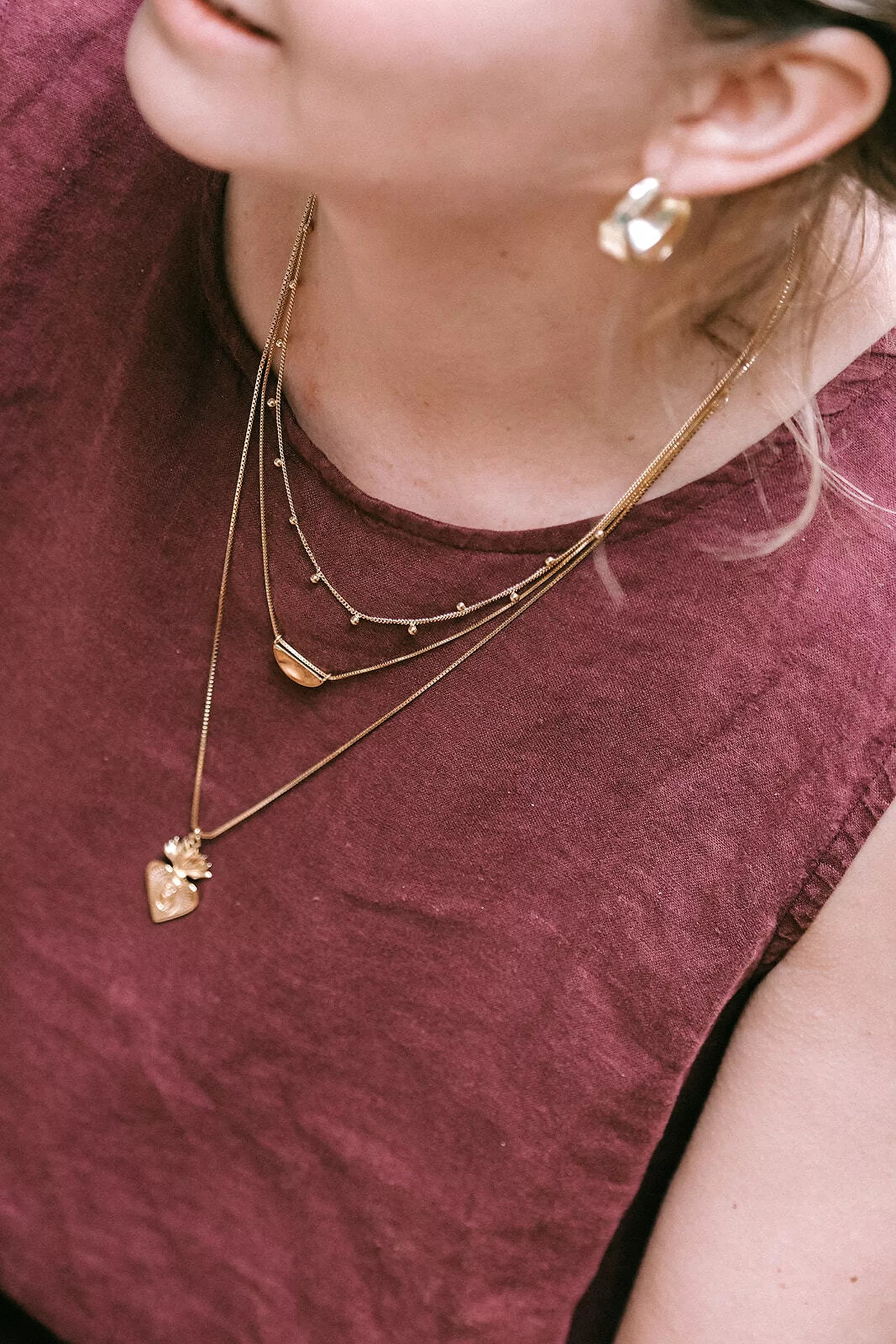 SUZU NECKLACE