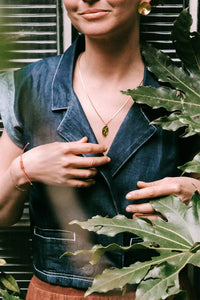 TSURU NECKLACE