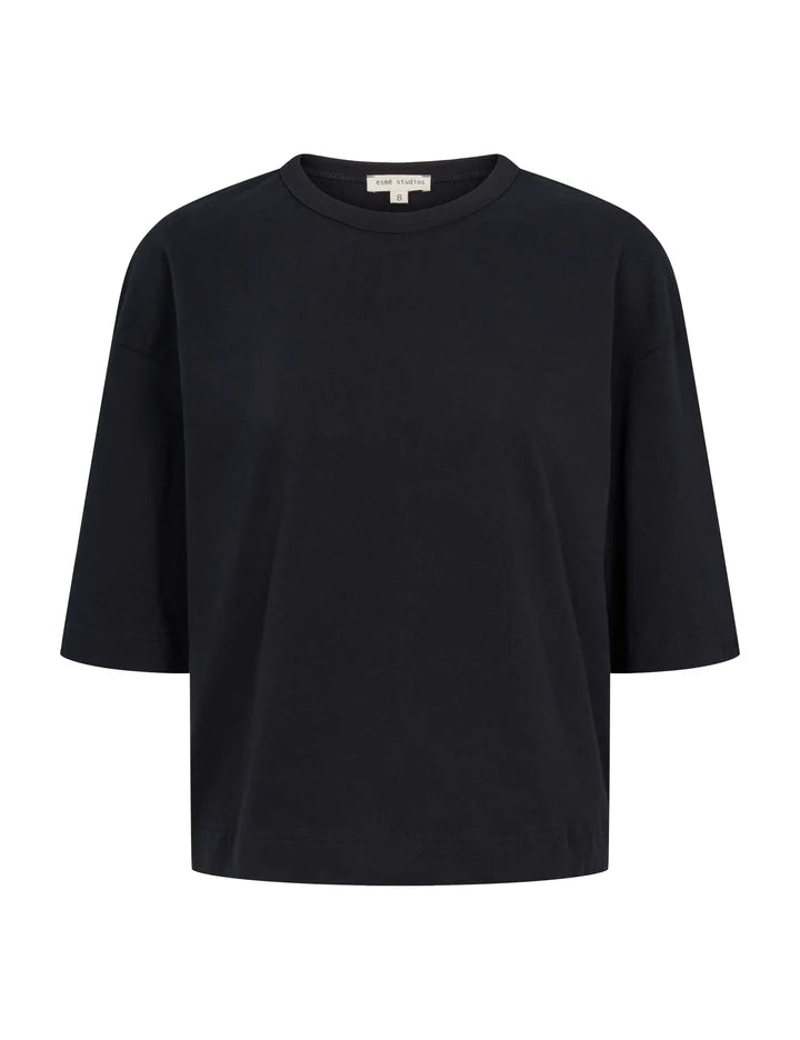ESSIGNE BOXY WIT EN ZWART