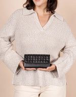 Afbeelding in Gallery-weergave laden, PAU&#39;S POUCH BLACK WOVENCLASSICLEATHER
