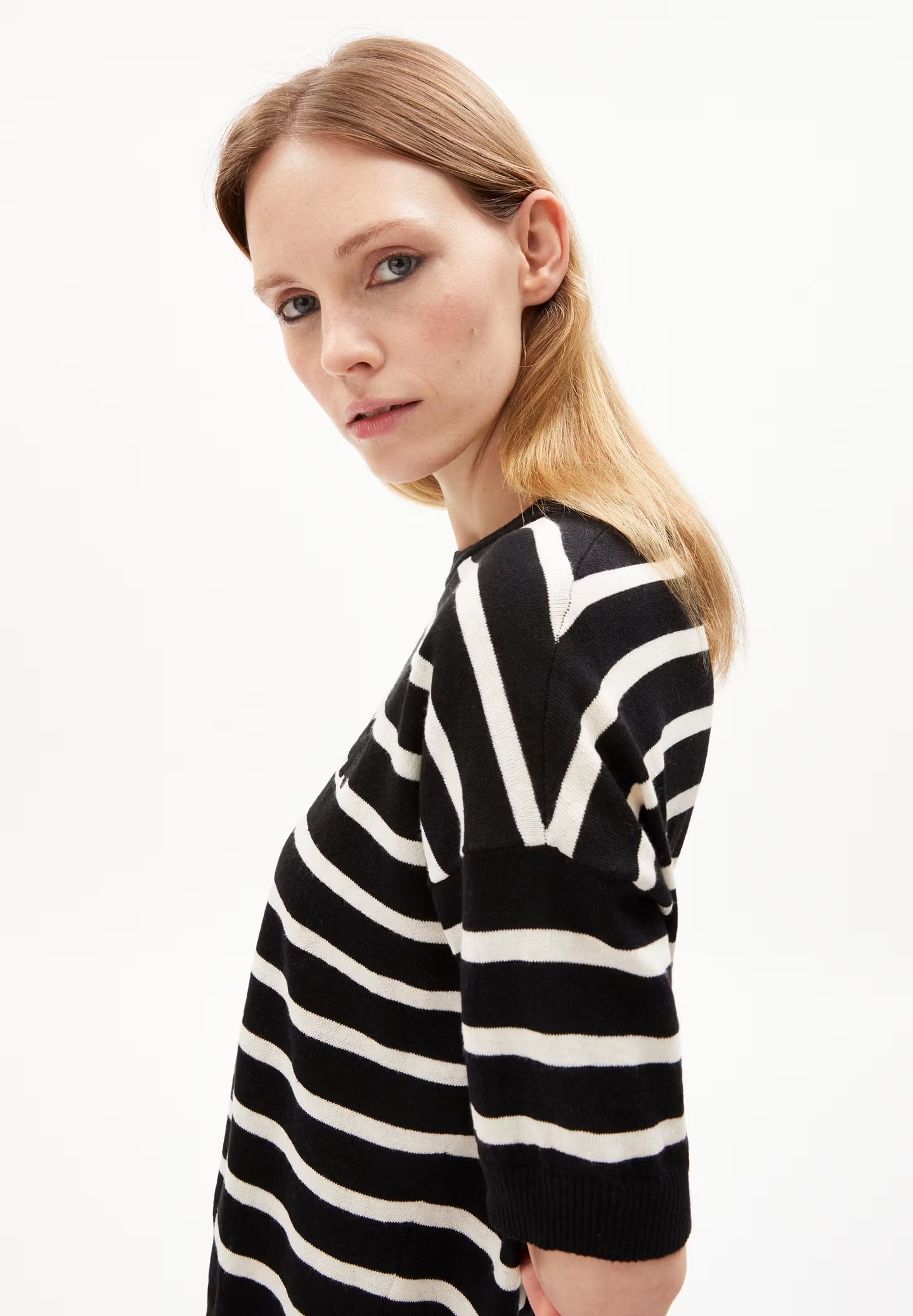 LILLAAS STRIPES - BLACK/OFF WHITE