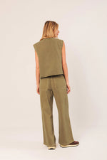 Afbeelding in Gallery-weergave laden, BOXY TWILL VEST
