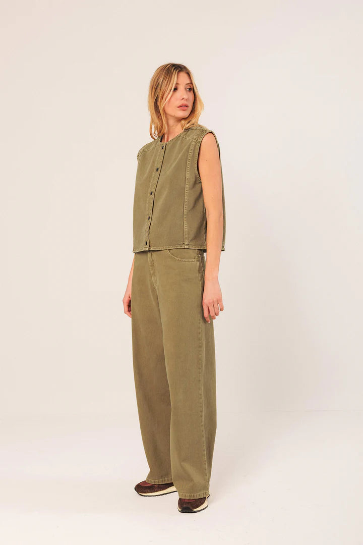 BOXY TWILL VEST