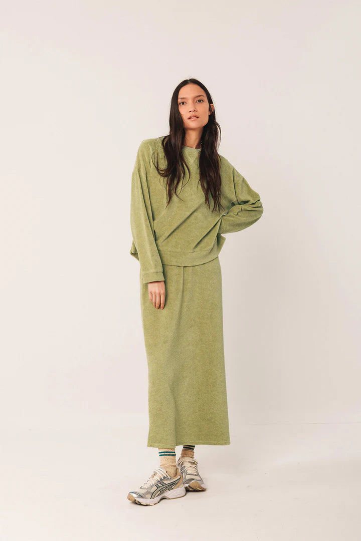 LARA TERRY SWEATSHIRT